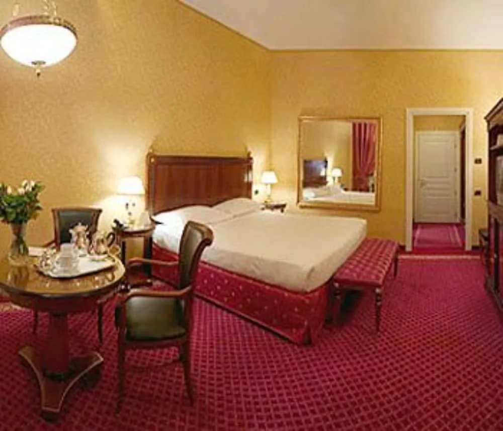 Hotel Maxim Peschiera Borromeo